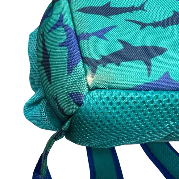 Bentgo Kids Shark 2-in-1 Backpack With Insulated Lunch Compartment - Picture 15 of 16